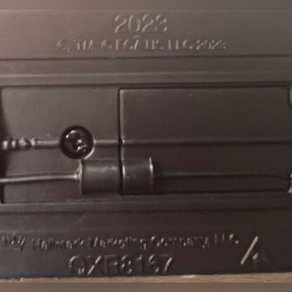 Hallmark 2023 NEW 1956 Dodge Fire Engine #21 Fire Brigade Christmas Ornament - Picture 7 of 11